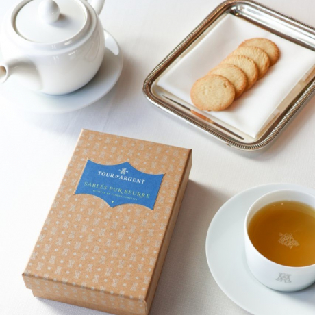 Butter Shortbread with Candied Lemon Peel