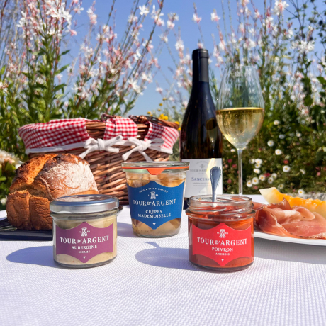 Jeux sur herbe - Sancerre, vegetable spreads and iconic desert for our Olympic apéritif