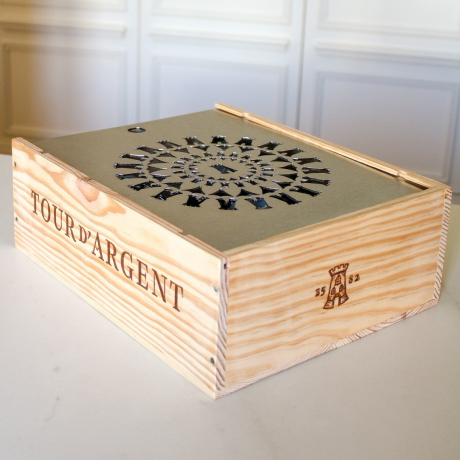 Coffret Cadeau Hommage à Notre-Dame - Champagne Tour d'Argent Blanc de Blanc Grand Cru