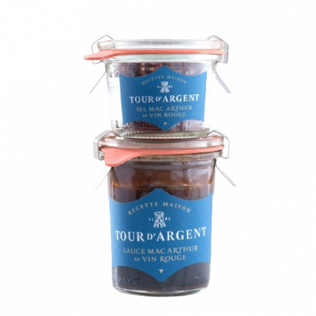 Mac Arthur duet with red wine